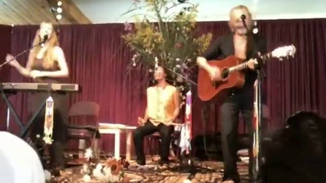 Deva Premal and Miten sing Ida Were Were at Omega Ecstatic Chant смотреть онлайн