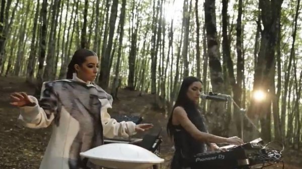 Giolì & Assia - #DiesisLive @The Forest Sundown, Nebrodi Park