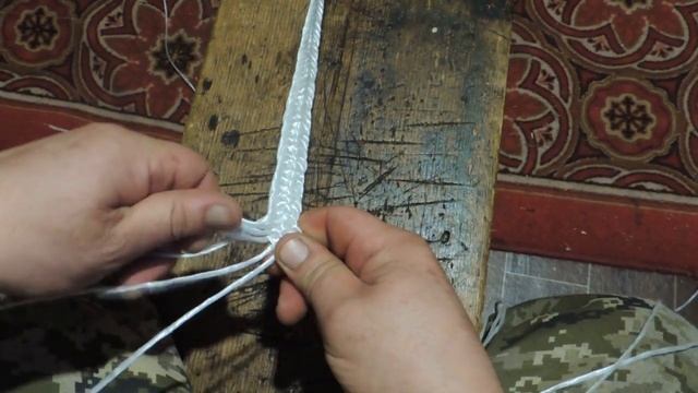 Плетение в две косички, ручейка, полоски. смотреть онлайн