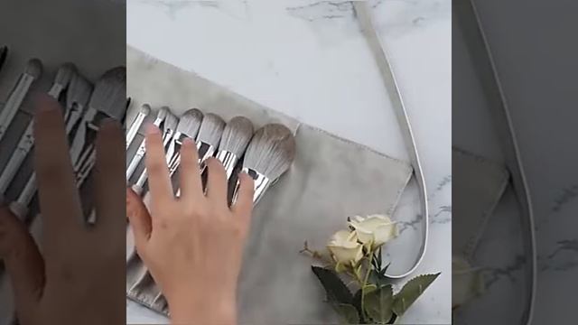 Кисти для макияжа / набор кистей для макияжа смотреть онлайн
