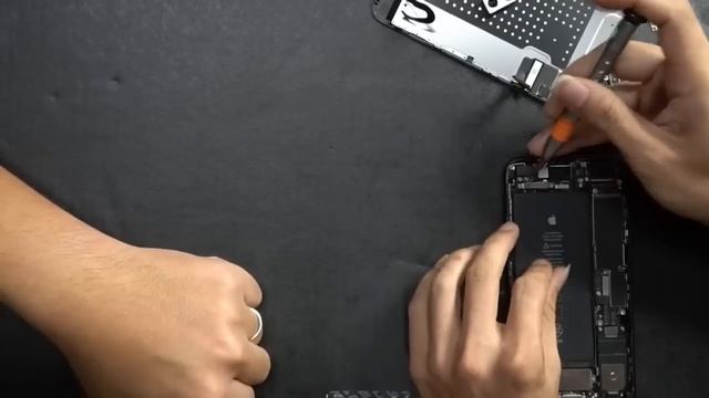 Разборка iPhone 7 Plus Disassembling смотреть онлайн