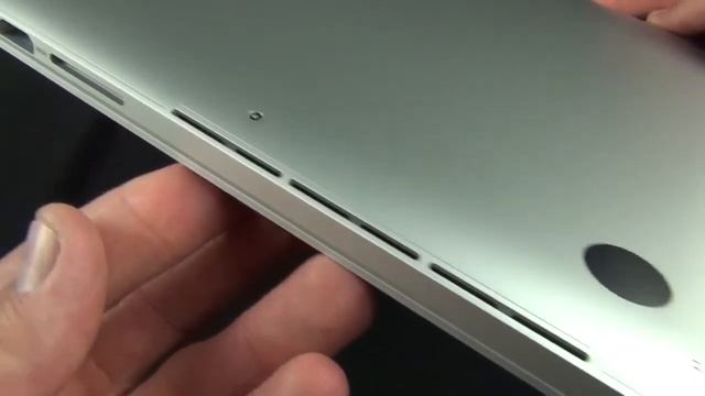 Apple MacBook Pro 13 - with Retina Display - Full Unboxing & Tour смотреть онлайн