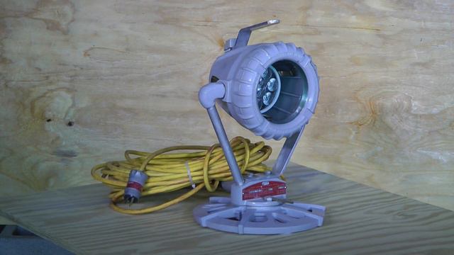 Explosion Proof LED Light - 30 Watt LED - Pedestal Mount - 100' Cord - Hazlo Plug смотреть онлайн