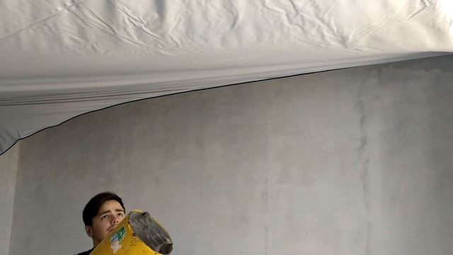 ВПЕРВЫЕ УВИДЕЛ ПРОЦЕСС МОНТАЖА НАТЯЖНОГО ПОТОЛКА : РЕМОНТ КВАРТИРЫ В НОВОСТРОЙКЕ ПОД КЛЮЧ. смотреть онлайн