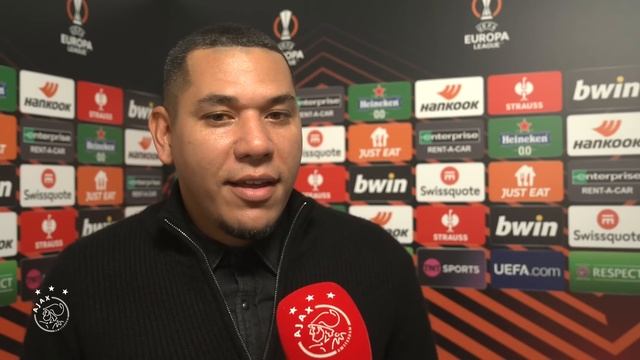 Reacties Maduro & Berghuis na Brighton Hove & Albion - Ajax | 'Zelf niet goed genoeg aan de bal' ? смотреть онлайн
