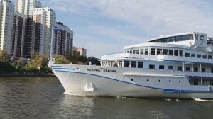 Теплоход «Леонид Красин» на канале им. Москвы (24.09.2023)