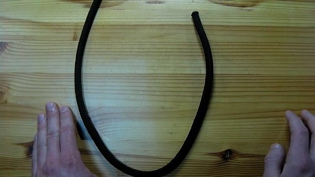 How To Tie The Most Useful Knot In The World (Bowline)