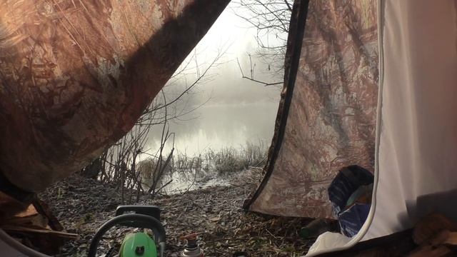 Палатка,печка,рыбалка на жерлицы Щука перед ледоставом смотреть онлайн