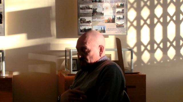 Андрей Жданов читает свои стихи. Отдел поэзии - 1 часть смотреть онлайн