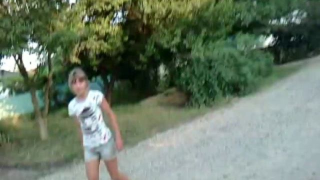 У НАШЕЙ ПОДРУГИ ВЗЛОМ ЖОПЫ! ТЕПЕРЬ ОНА *Я НЕ АМОГУС*... смотреть онлайн