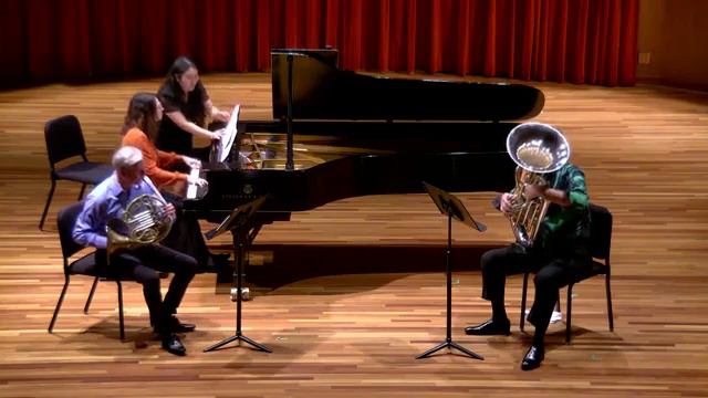Triptych Trio - Sonata for Horn, Tuba and Piano, Movement III смотреть онлайн
