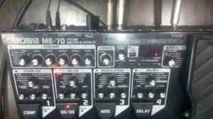 BOSS ME-70 в 2020 году. Большой подробный обзор старого крутого прибора.