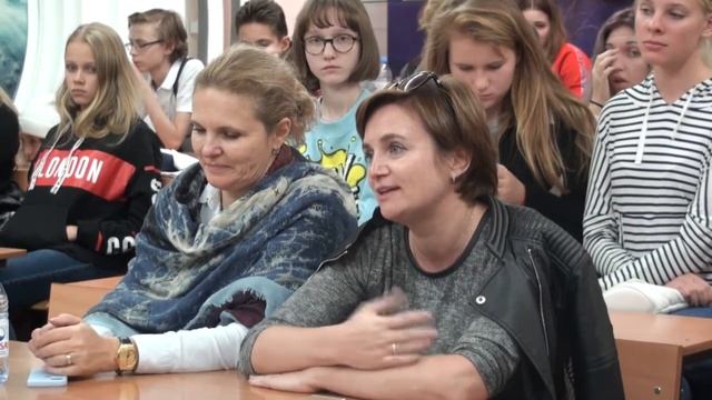 11 10 2018 Школьники из Подмосковья побывали на Байконуре смотреть онлайн