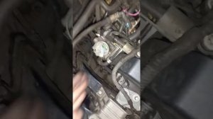 Opel Vectra C  ремонт - снятие генератора