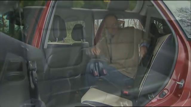 MotorWeek Road Test: Chevy Equinox Vs Kia Sorento смотреть онлайн