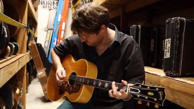 Guitar of the Day: 1963 Gibson J-200 Natural | Norman's Rare Guitars смотреть онлайн