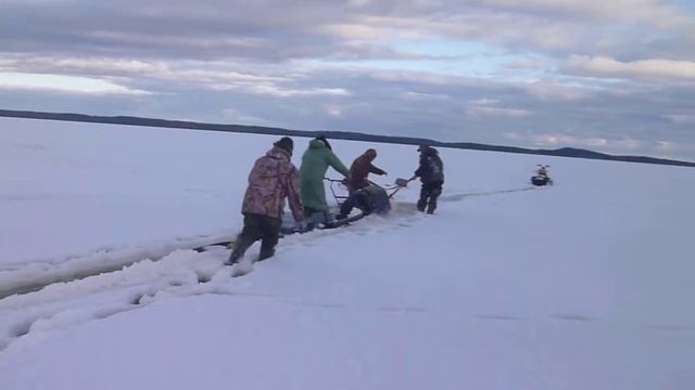 Мотобуксировщик по слузу смотреть онлайн