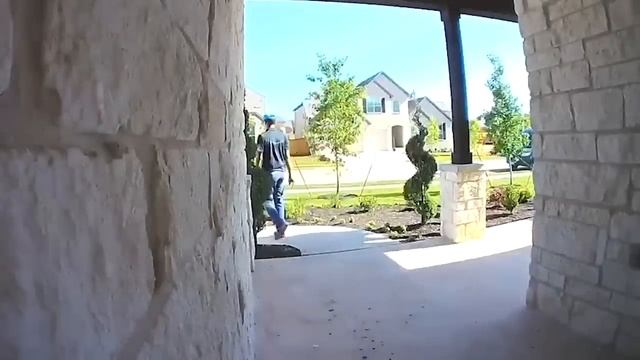 She Didn't Know That a Camera Was Watching Her and Did This смотреть онлайн