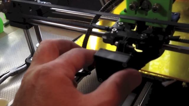 MendelMax 3D Printer - First Look смотреть онлайн