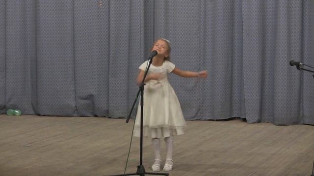 Ксения Шевелькова Мамочку с праздником.wmv смотреть онлайн