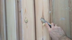 Чем Заделать Выпавший Сучок?Wood Knots.