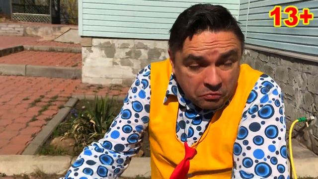 Mr. Joe found Car Keys in Bottle of Chevrolet Camaro VS Motorcycle 13+ смотреть онлайн