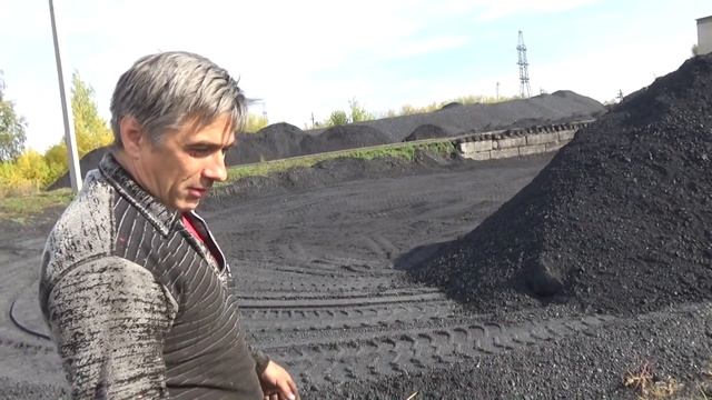 1# Ремонт бортовой ЧТЗ Т-130 #разобрали два трактора смотреть онлайн