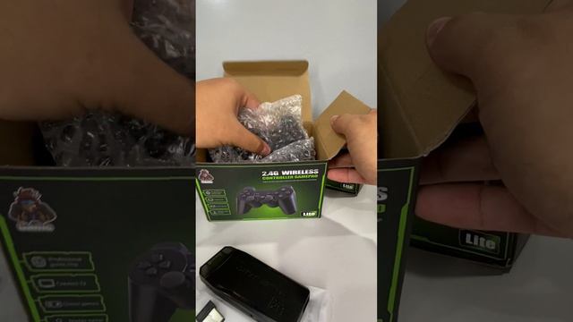 Video Game Retro Console Stick Box смотреть онлайн