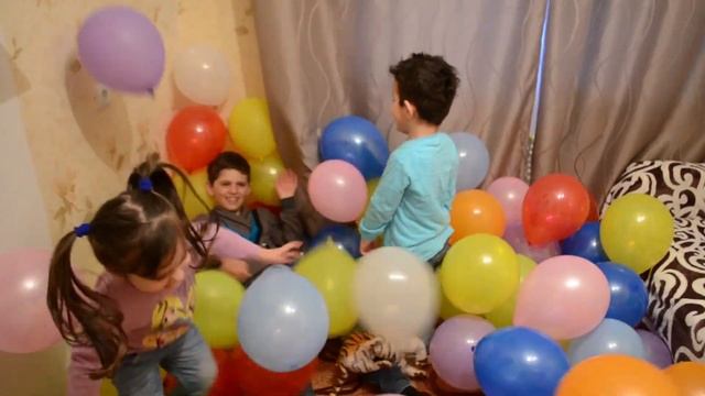 Baloons Шарики воздушные шарики лопает много воздушных шаров Mange Beaucoup De Ballons