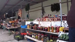 Новый Афон.  Рынок. Конец октября. Купаемся в море.