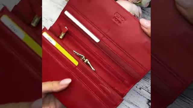 кожаный кошелёк смотреть онлайн