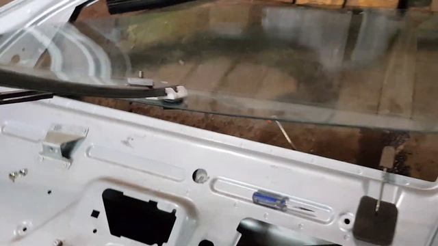 Дверь ,петли, стеклоподъемник и все о них смотреть онлайн