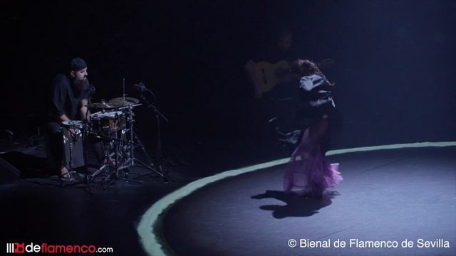 MARÍA MORENO - o../o../.o/o./o. (soleá) La Bienal de Flamenco de Sevilla смотреть онлайн