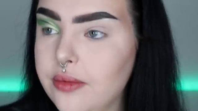 Косметика Maybelline и палетка BH Cosmetics Avocado Toast смотреть онлайн