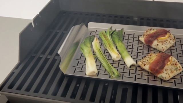 Противень для гриля Weber Style. Идеален для овощей, фруктов и рыбы на гриле! смотреть онлайн