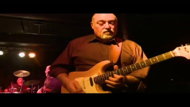 "Rolling in the Hay" the "Hometown Rockers" смотреть онлайн
