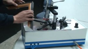 Как  легко и просто собрать рамочный багет на станке для скрепления рамочного багета JS-30