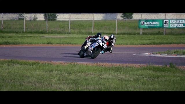 Видеофрагмент для тех, кто никуда не спешит. Yamaha R-Cup, часть 1 смотреть онлайн