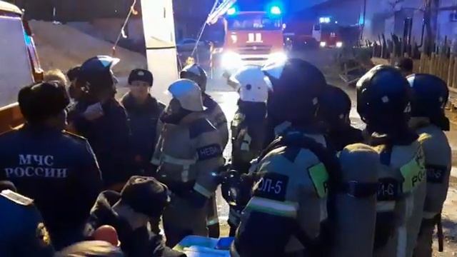 Пожар в здании Минпромэнерго Дагестана смотреть онлайн