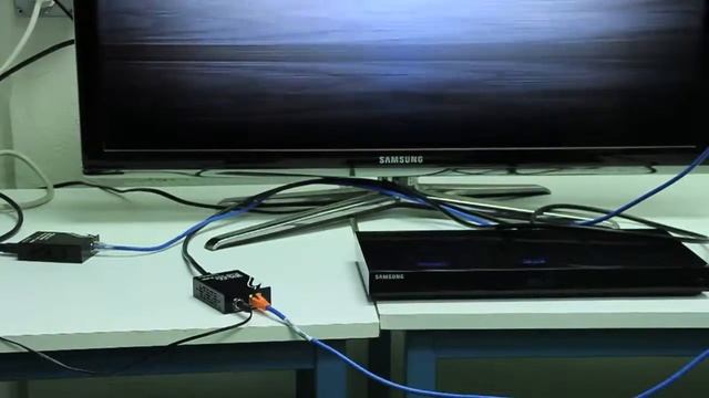 HDMI UTP Extender With Power Over Cable (Sample Video) R014-POC-U смотреть онлайн