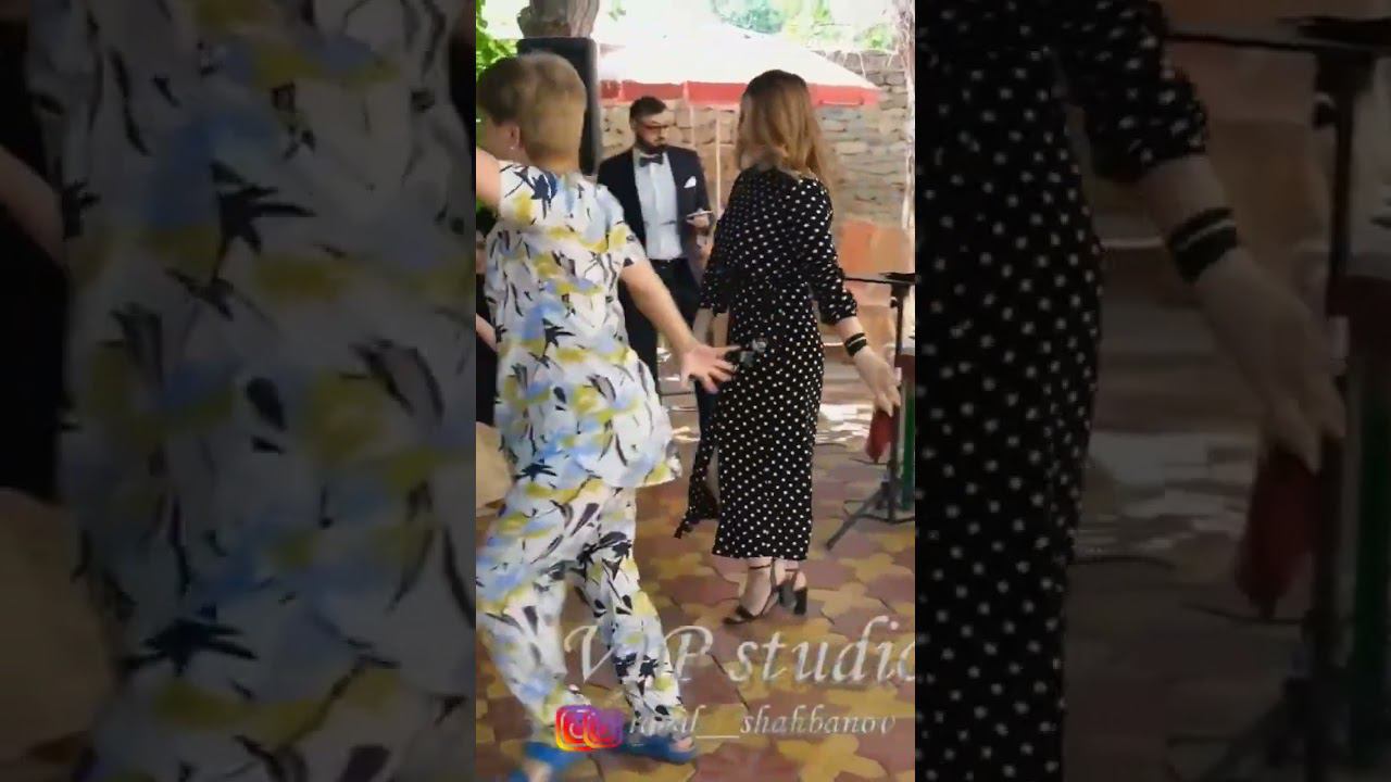 Девушка нереально круто танцует #shorts#svadba#music смотреть онлайн