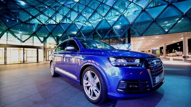 2018 Audi SQ7 with 900Nm! - Coolest SUV in the world? (details, exterior, interior, sounds etc) смотреть онлайн