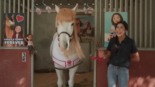 REAL Horse Cosplays as Lucky?! | SPIRIT RIDING FREE смотреть онлайн