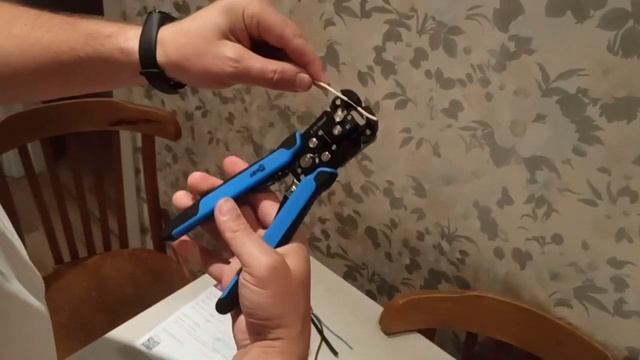 Распаковка — Инструмент для зачистки кабеля КВТ WS-12 смотреть онлайн