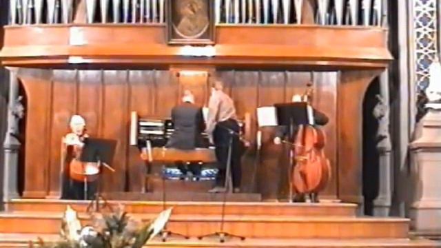 Tatjana Pospelova (Cello) Vivaldi Adagio смотреть онлайн