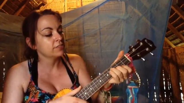 STAYIN' ALIVE - UKULELE LESSON - BEE GEES смотреть онлайн