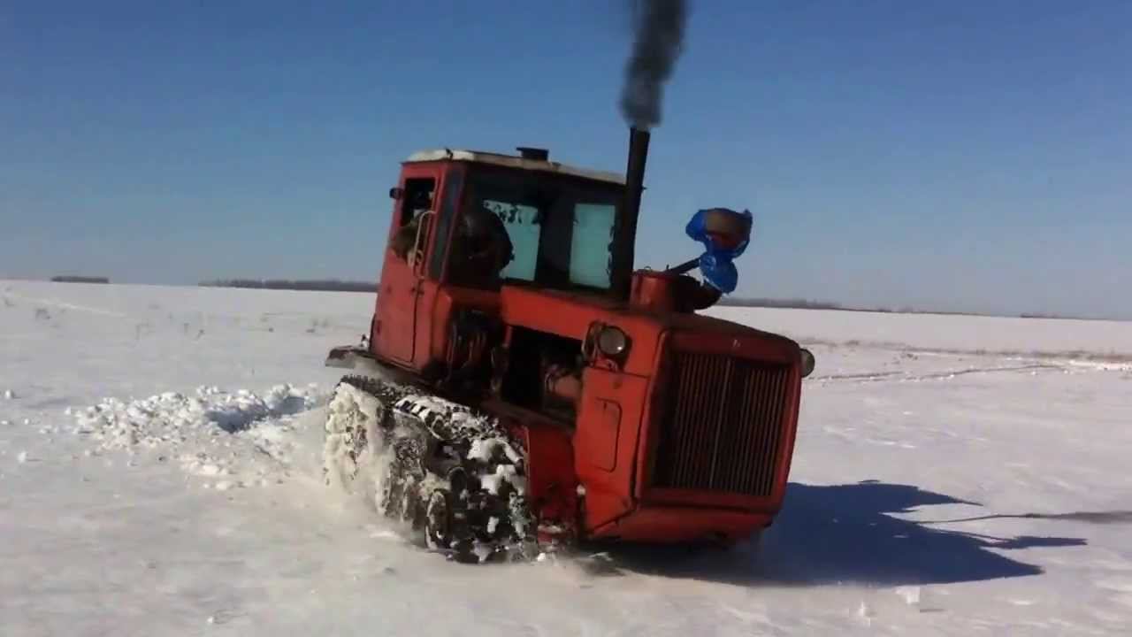 ДТ-175С и ДТ-175М зимой в поле 15.03.14. «Волгарь» DT-175S and DT-175M winter in the field 15.03.14. смотреть онлайн