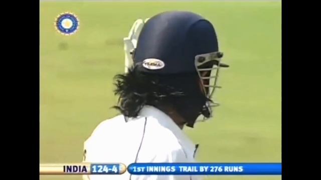 Brutal bouncers on dhoni,s halmet смотреть онлайн