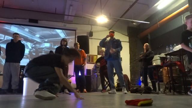 Миха Фиха vs Рони / Final battle Breaking begginers 1 vs 1 / Breaking Jam - Riders on the storm смотреть онлайн
