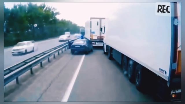 Думают что могут проучить Дальнобой. Подборка не пуганых педагогов смотреть онлайн